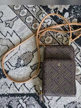 LC Lauren Conrad Laci phone crossbody